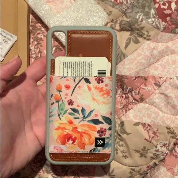 Thread Wallets IPhone case - Picture 4 of 4